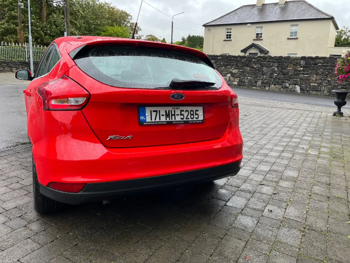 Ford Focus 1.5 TDCI ZETEC S/S 120PS 5DR - Image 6