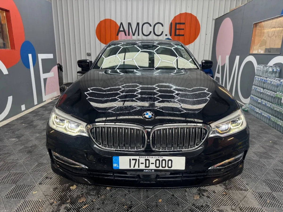 BMW 5-Series 2017 BMW 523D LUXURY  AUTOMATIC / CRU - Image 2