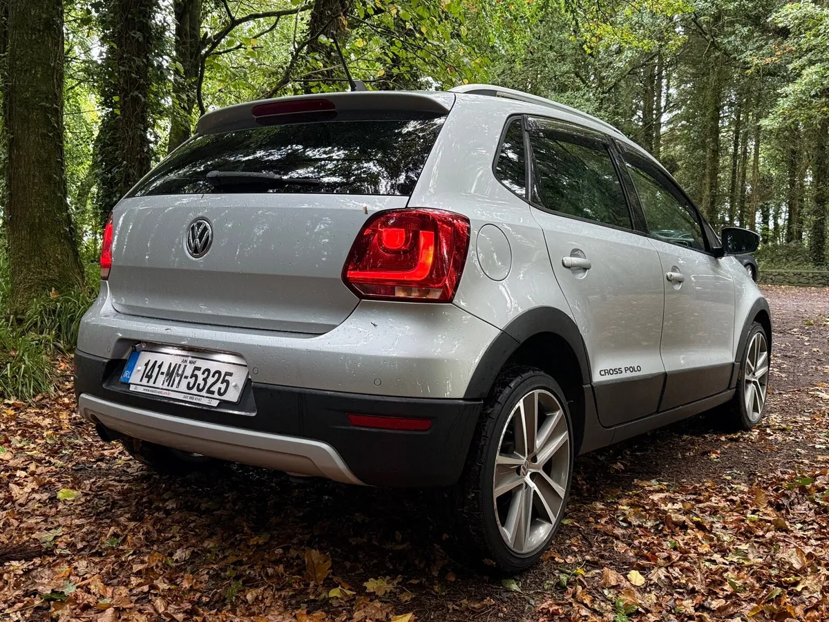 FRESH NCT // TAXED // SERVICED // CarPlay // - Image 4