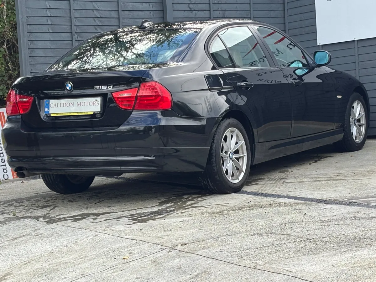 BMW 3 SERIES-NCT&TAX- LOW KM - Image 4