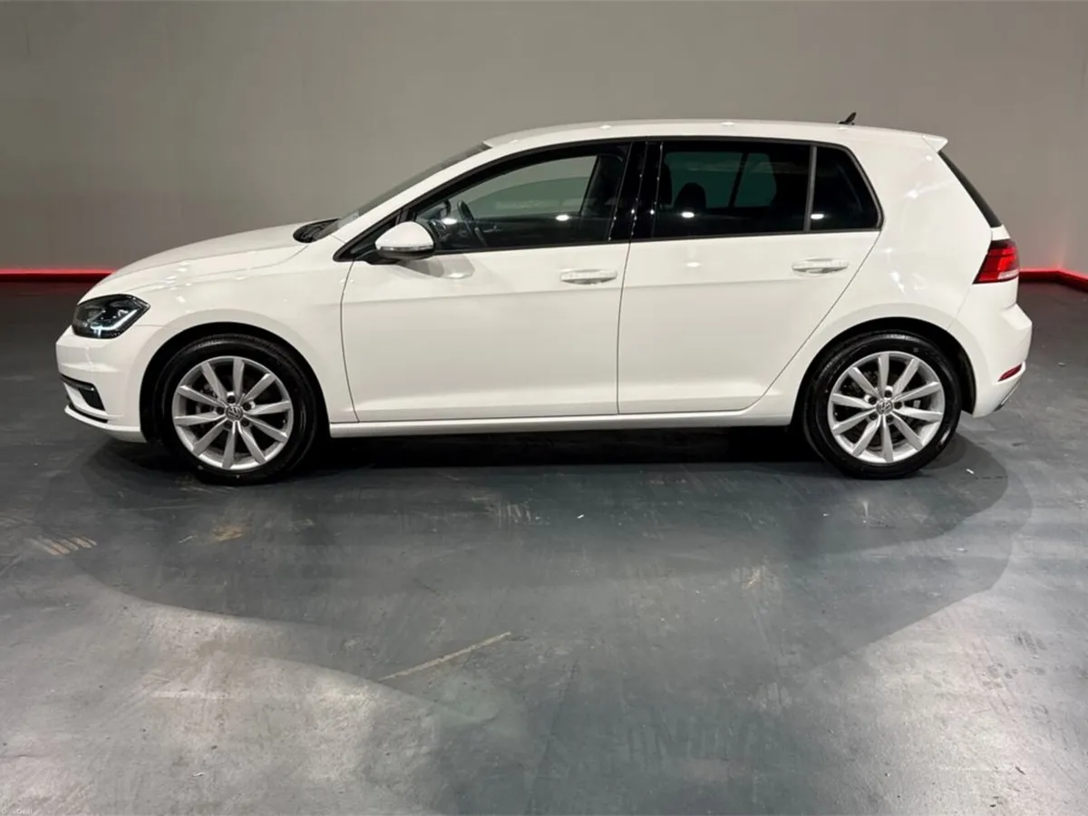 Volkswagen Golf 1.2 TSI COMFORT LINE AUTOMATIC - F - Image 6