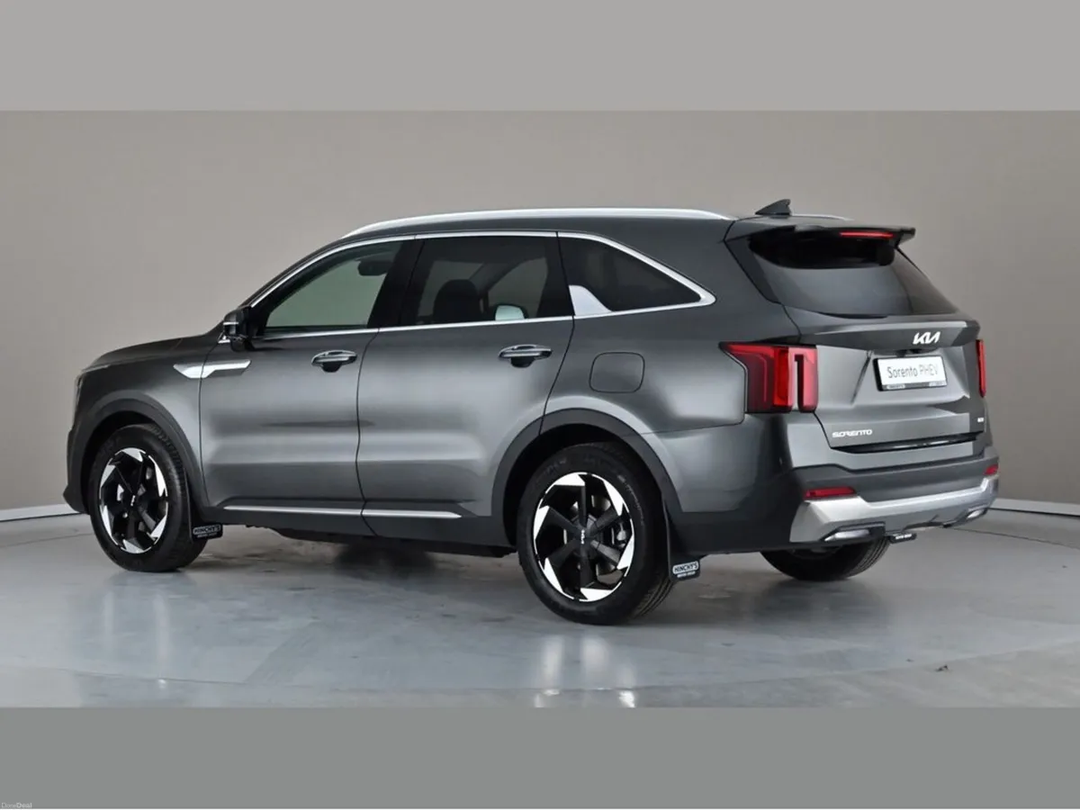 Kia Sorento SE PHEV Auto 4x4 - Image 2