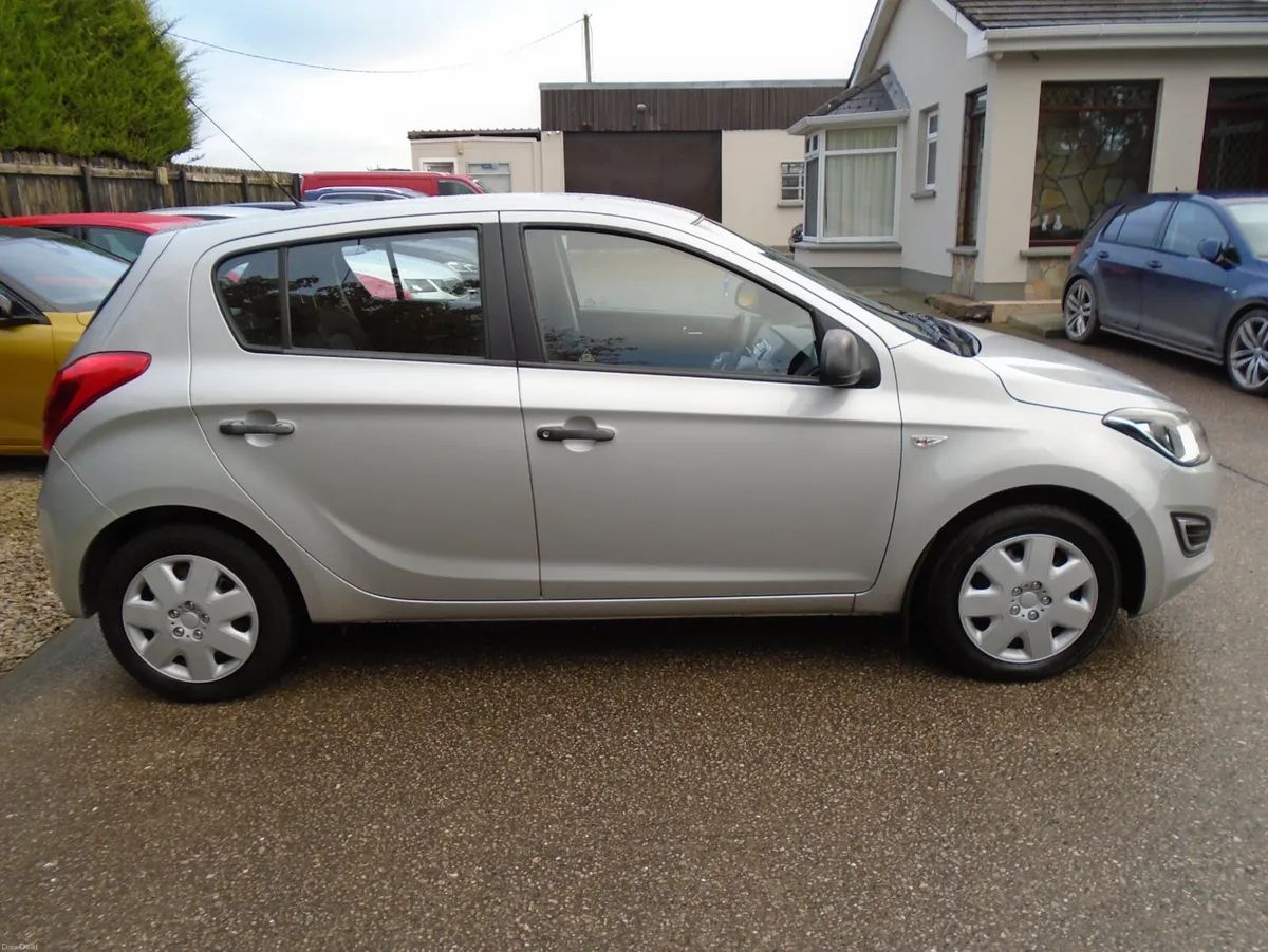 Hyundai i20 2013,1.2 IDEAL STARTER CAER,NCT 2027 - Image 2