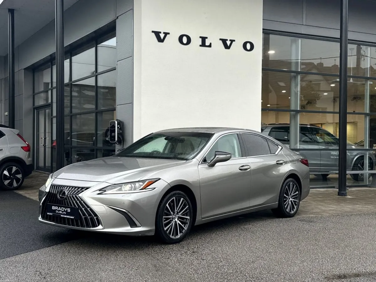 Lexus ES ES300h Dynamic - 1 OWNER- - Image 1