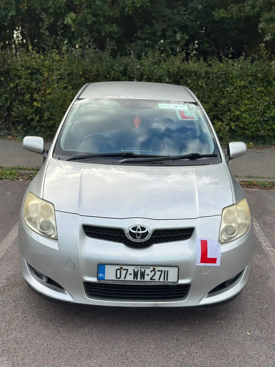 Toyota Auris  Automatic - Image 2