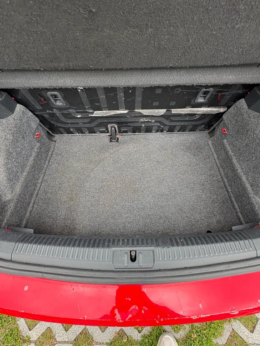 Volkswagen Polo - Image 6