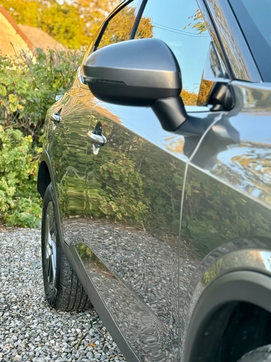 2025 Nissan Qashqai SV 1.3 MHEV Hybrid - Image 6