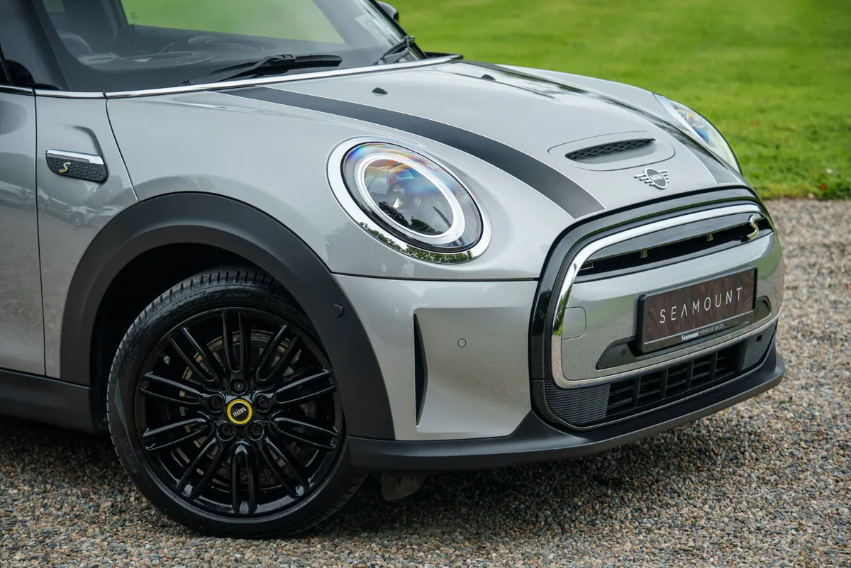 2023 Mini Cooper S Electric Level 3 - Image 2