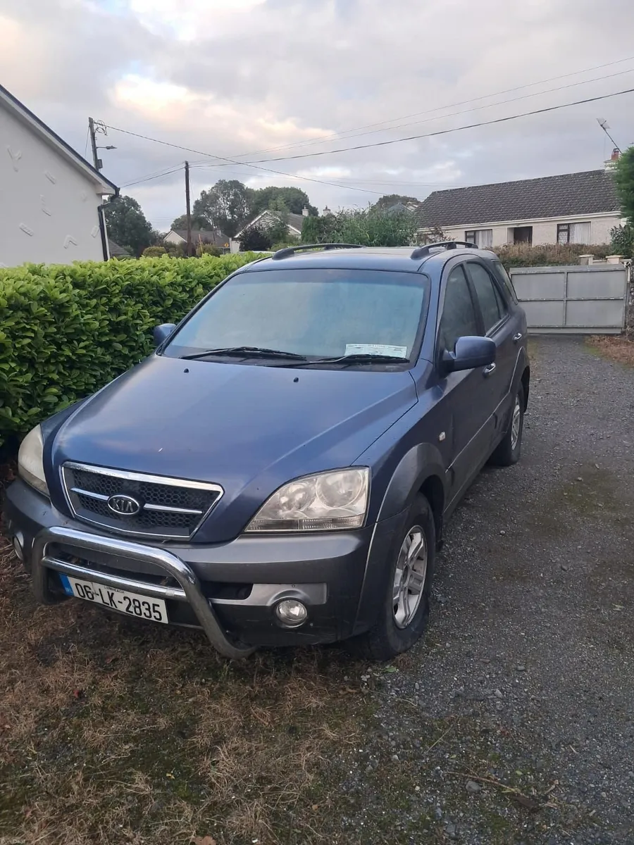 06 Kia Sorento - Image 1