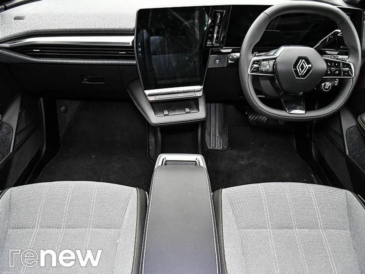 Renault Megane E-Tech EV Techno Comfort Range  220 - Image 2