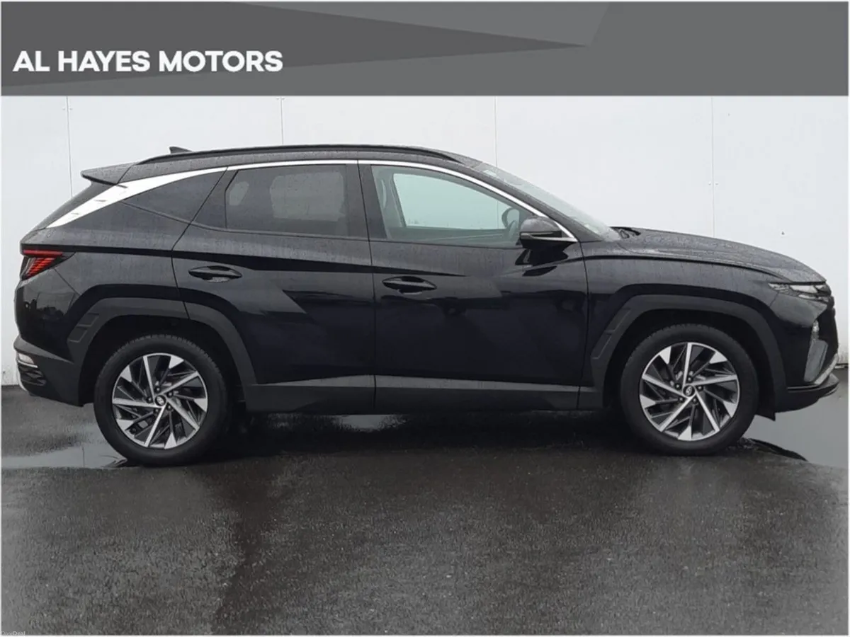 Hyundai Tucson **FLASH SALE**EXECUTIVE PLUS DIESEL - Image 6
