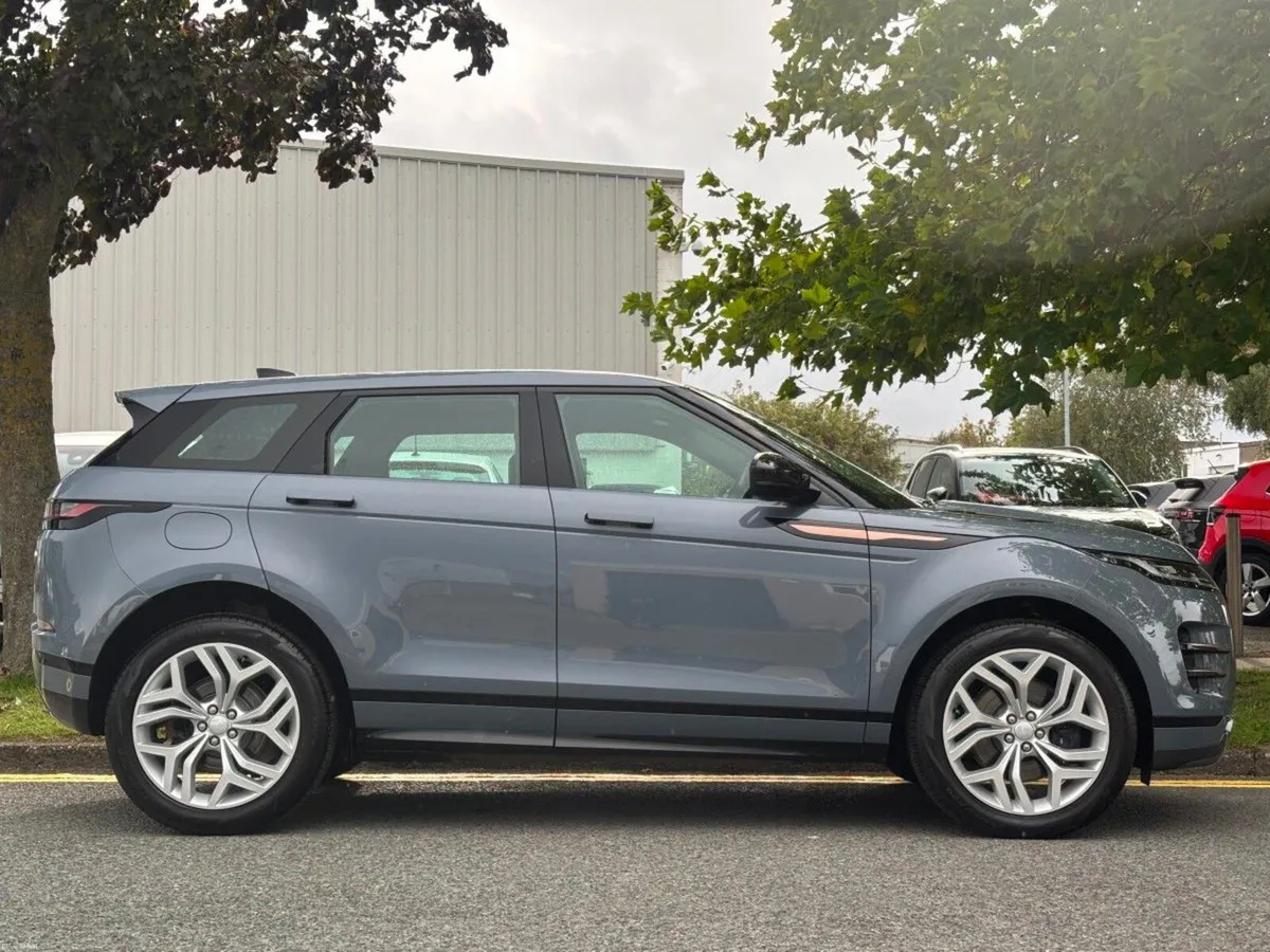 Land Rover Range Rover Evoque P300E PHEV 4WD R-DYN - Image 5