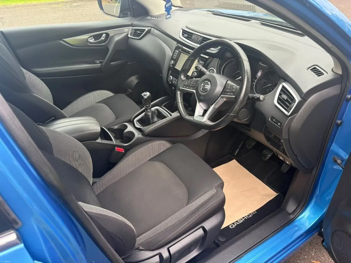 Nissan Qashqai 2019 - Image 3
