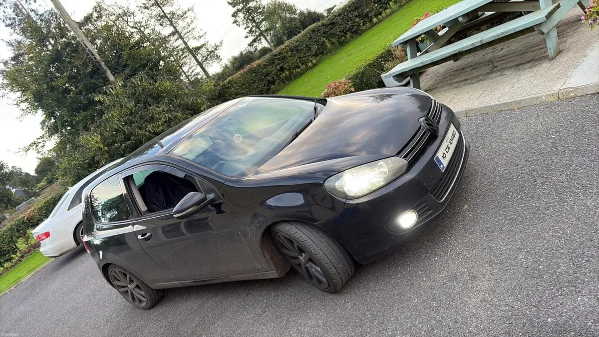 Volkswagen Golf - Image 2