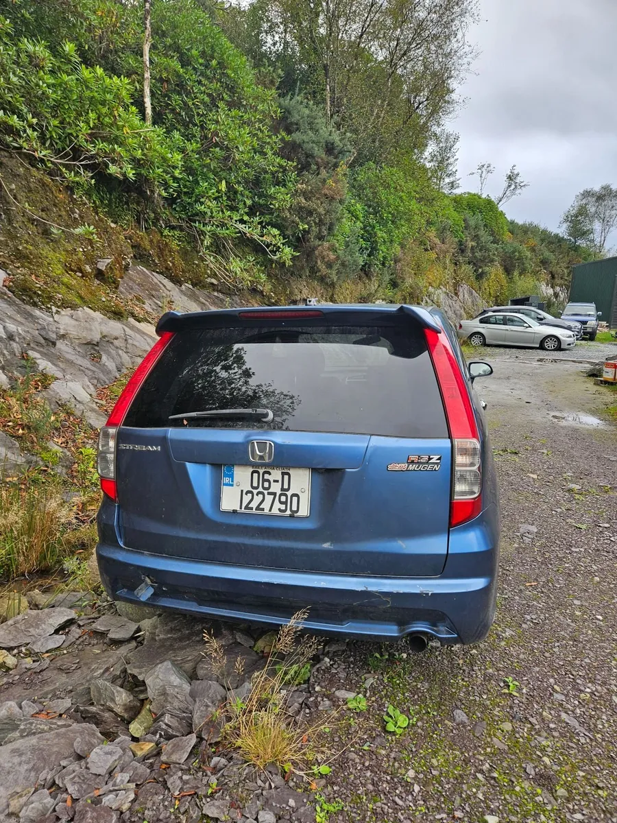 Car - Image 1