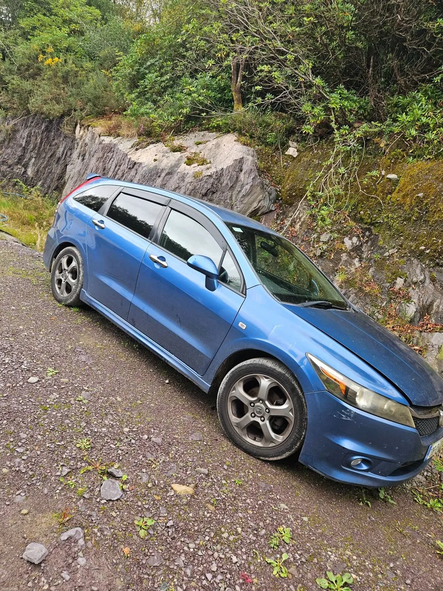 Car - Image 3