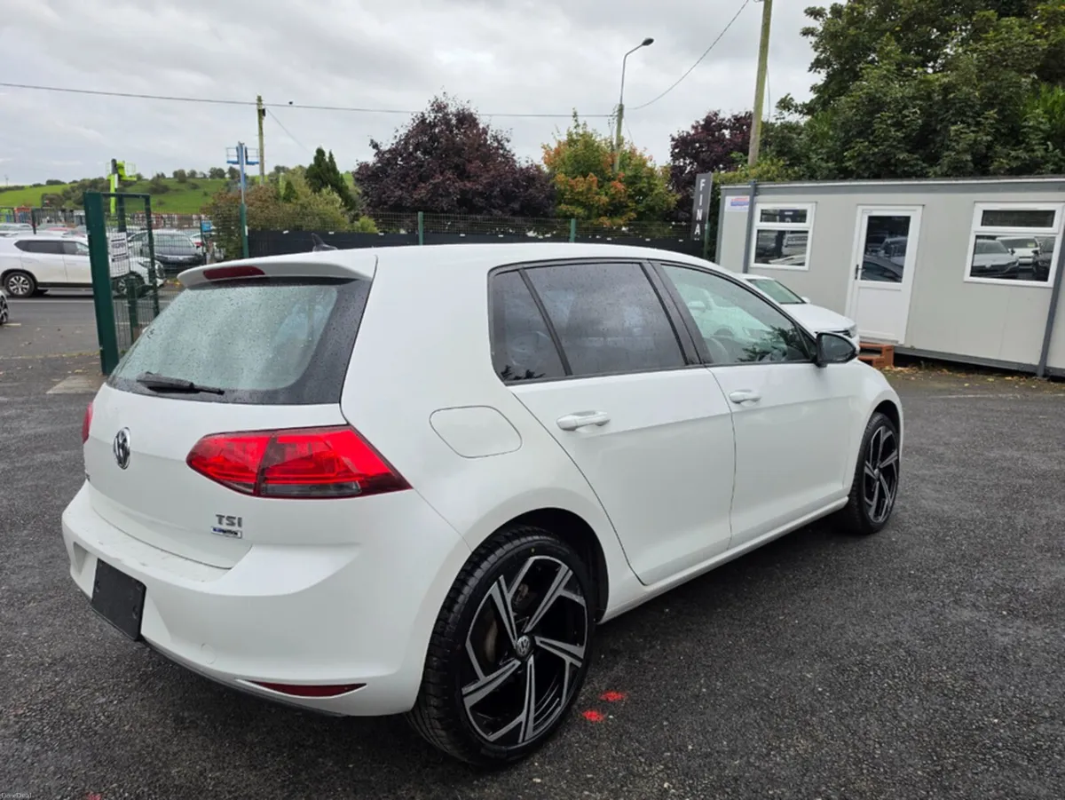 Volkswagen Golf 1.2 TSI AUTOMATIC - ALLOYS - REV C - Image 5