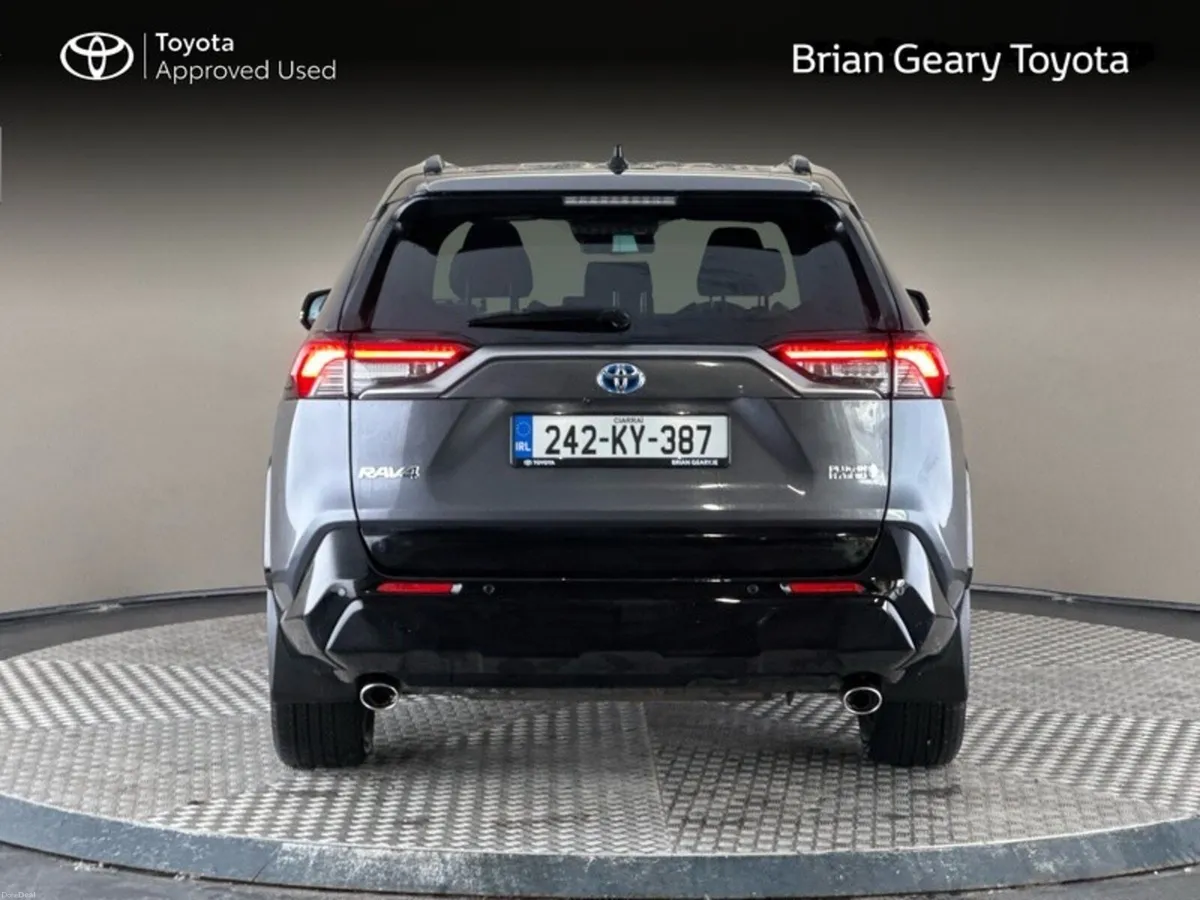 Toyota RAV4 PLUG-IN HYBRID SPORT - Image 4