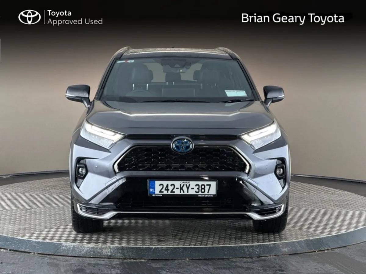 Toyota RAV4 PLUG-IN HYBRID SPORT - Image 5