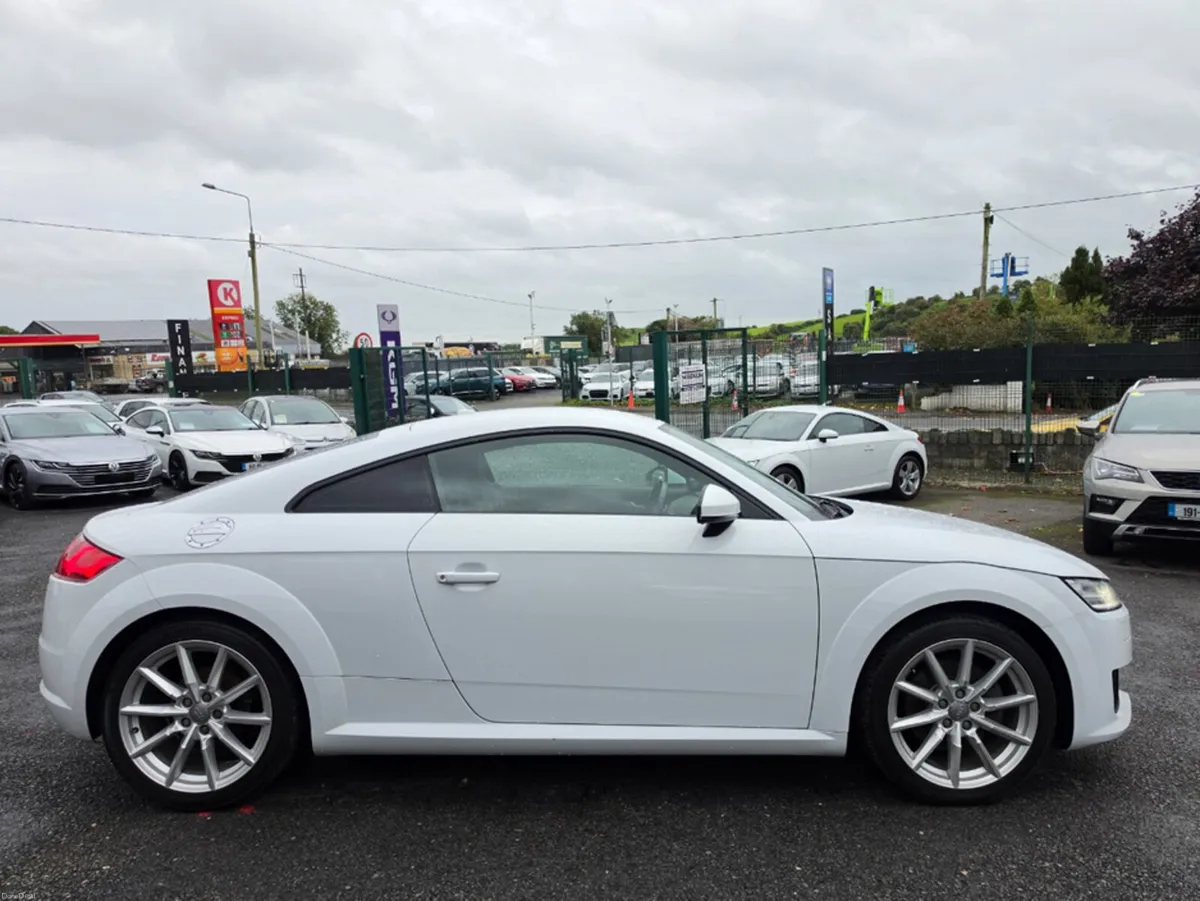 Audi TT 1.8 TFSI AUTO - FACELIFT - REV CAMERA - DI - Image 4