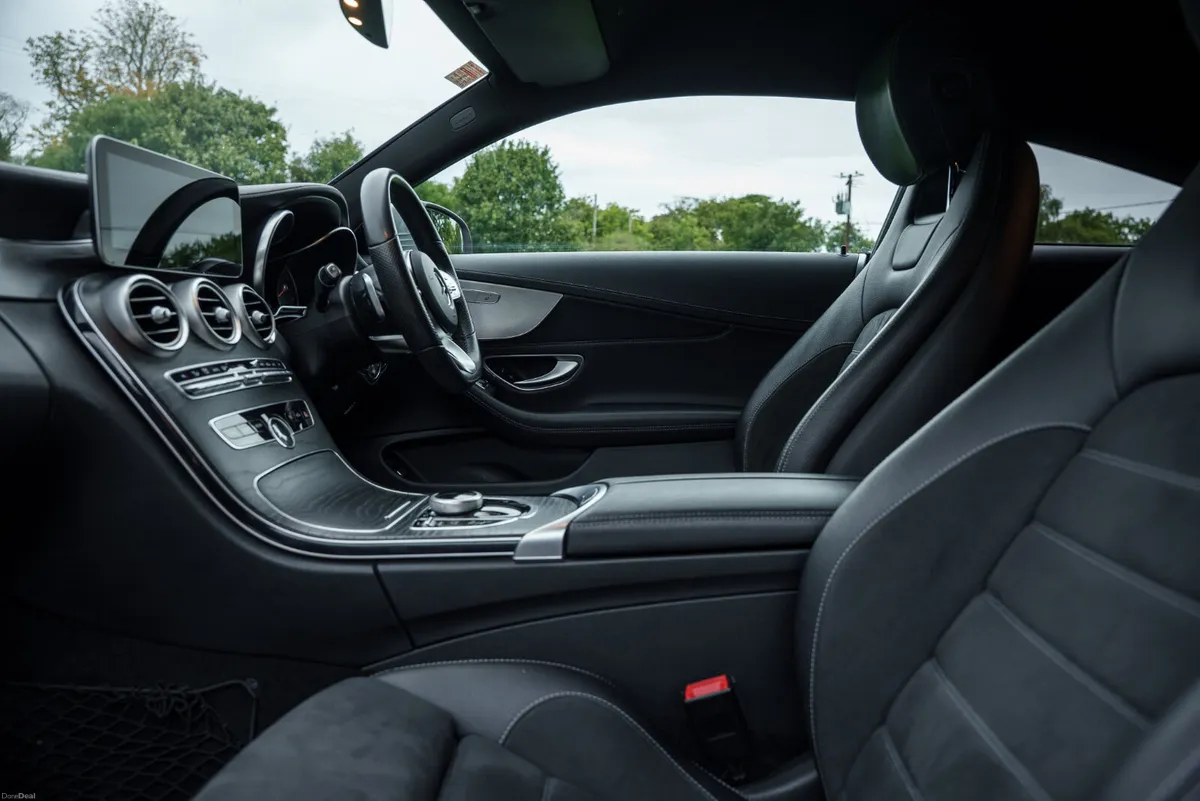 2019 Mercedes-Benz C200 AMG Line - Facelift Model - Image 6