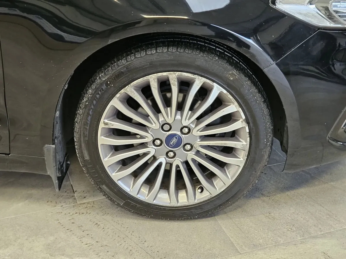 19 FORD MONDEO TITANIUM - Image 5