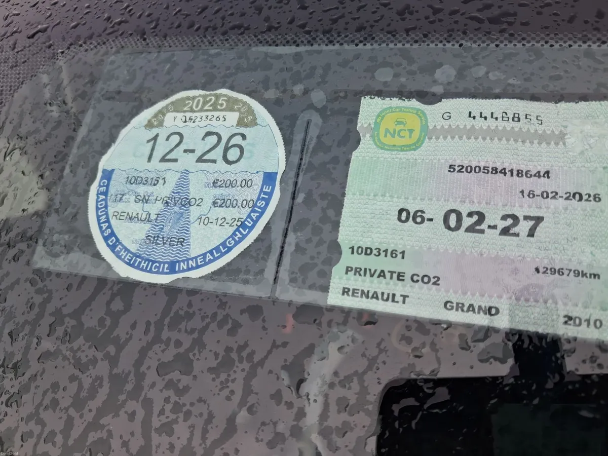 Renault Clio 2010 - Image 2