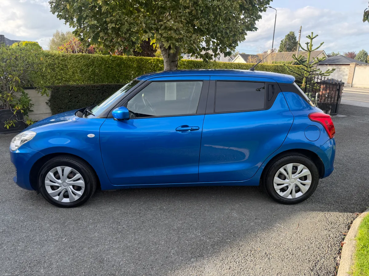 2019 Suzuki Swift AUTOMATIC 1.2 petrol - Image 2