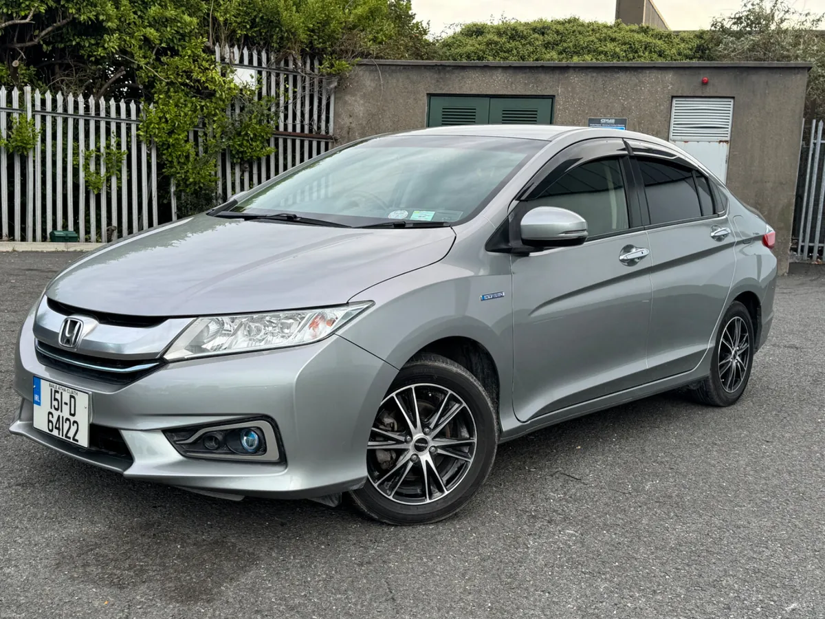 Honda Grace 2015 Automatic 1.5 Hybrid - Image 2