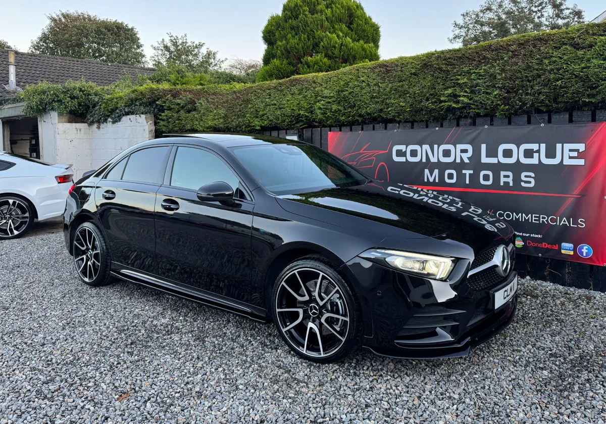 2021 211 Mercedes A250E Amg Line Premium Plus Auto - Image 4