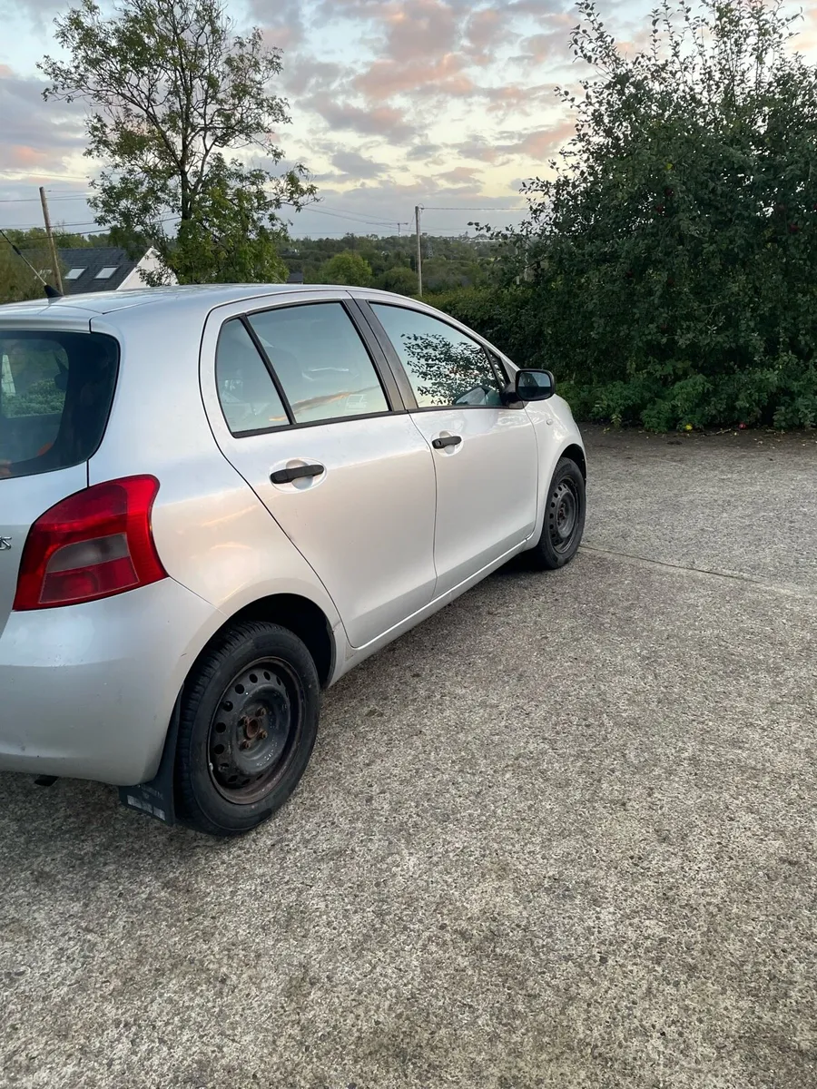 2007 Toyota Yaris - Image 3