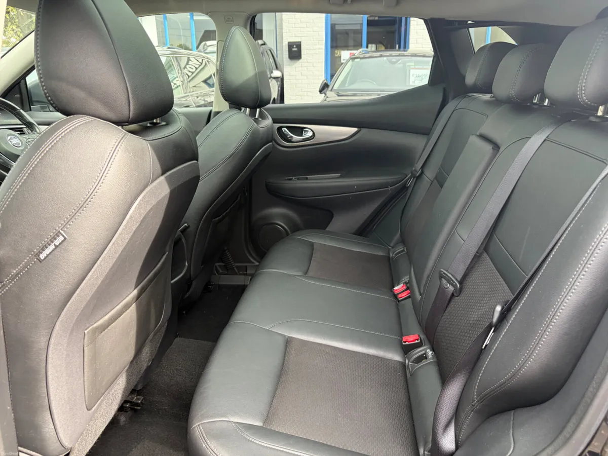 2019 NISSAN QASHQAI SV PREMIUM HiGH SPEC - Image 6