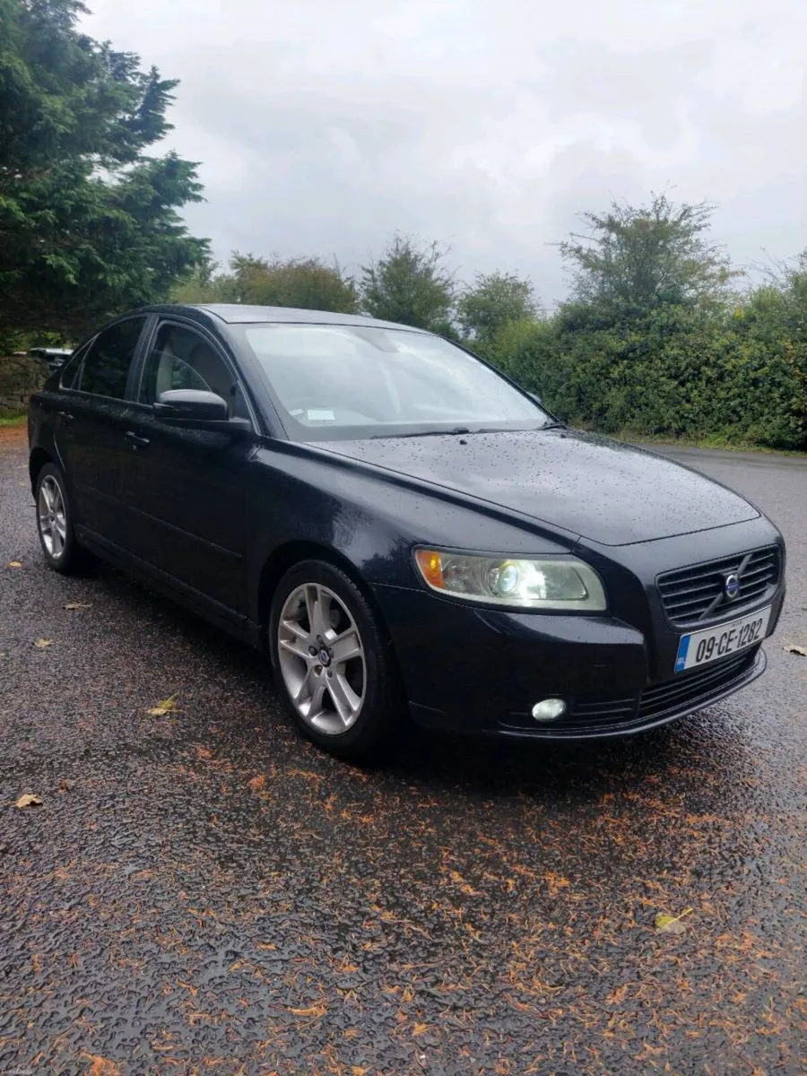 VOLVO S40 NEW NCT AND TAX  MINT - Image 1