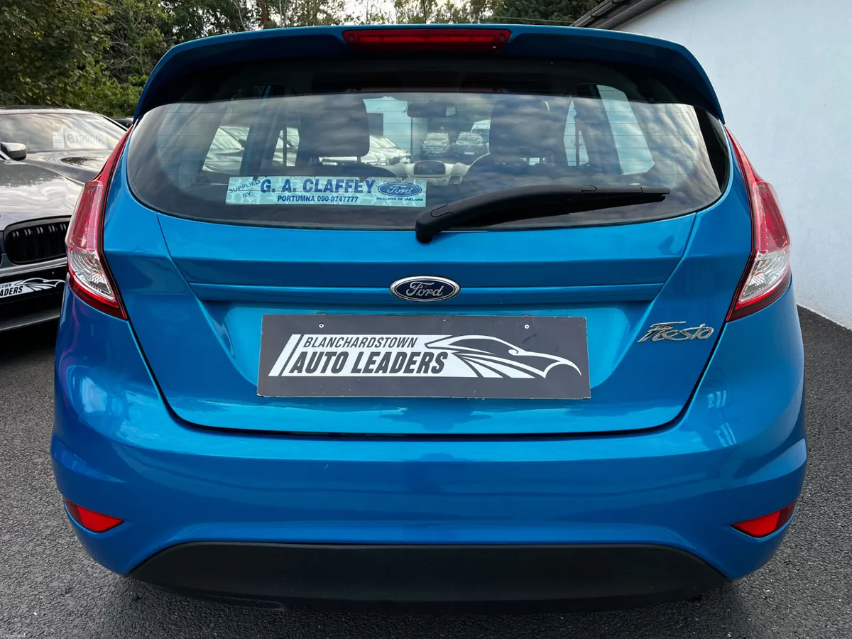 FORD FIESTA ZETEC 1.25 60PS - Image 4