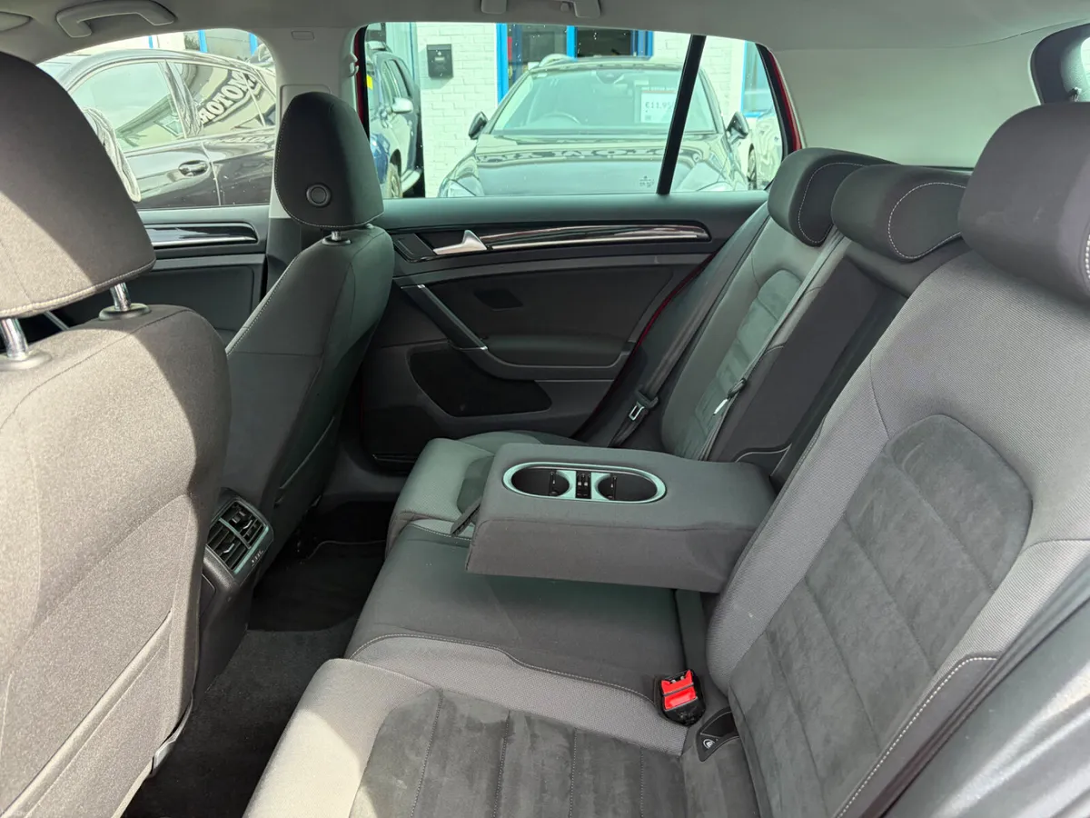 2017 Volkswagen Golf 1.0 TSI Highline 110BHP MK7,5 - Image 6