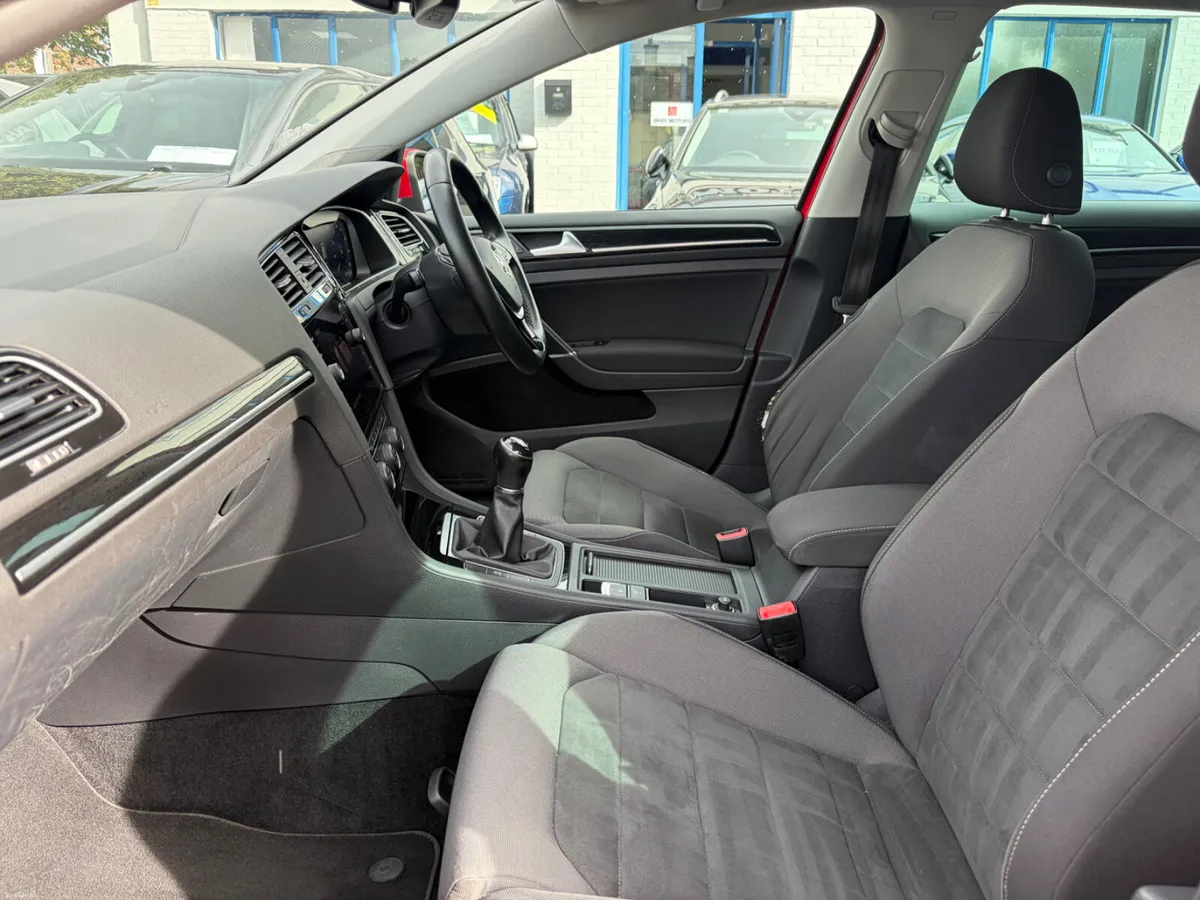 2017 Volkswagen Golf 1.0 TSI Highline 110BHP MK7,5 - Image 4
