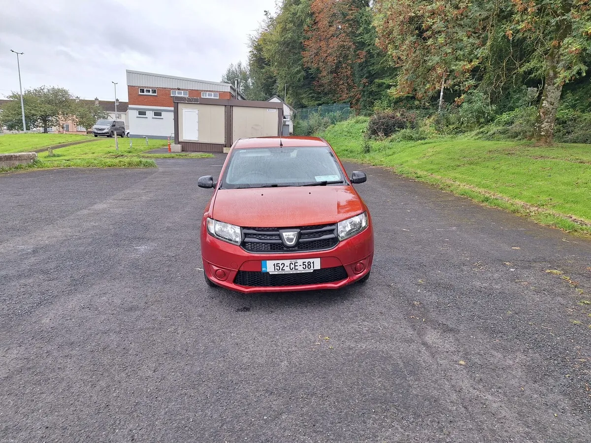 Dacia Sanero 1.2lt petrol Red. - Image 3