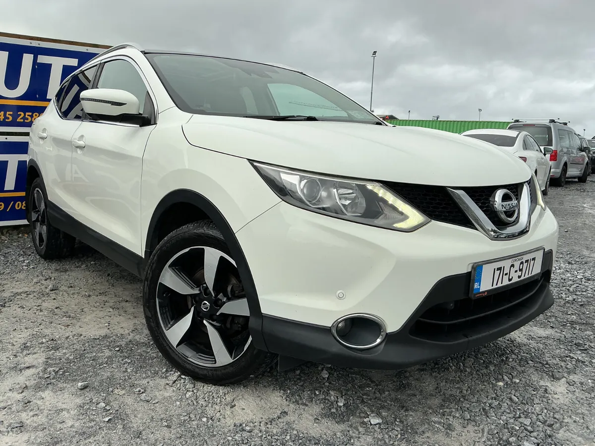 NISSAN QASHQAI 1.6 DIESEL LEATHER PANORAMIC ROOF - Image 1