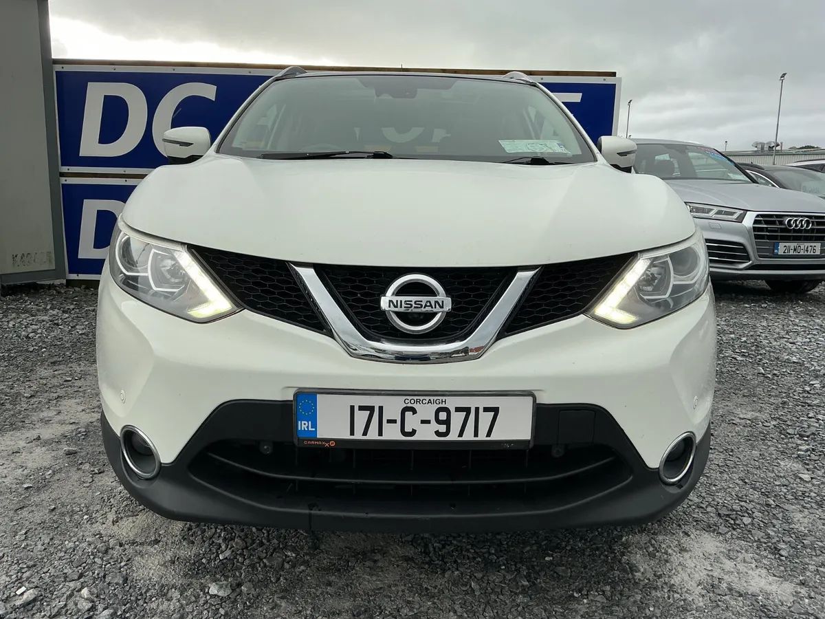 NISSAN QASHQAI 1.6 DIESEL LEATHER PANORAMIC ROOF - Image 3