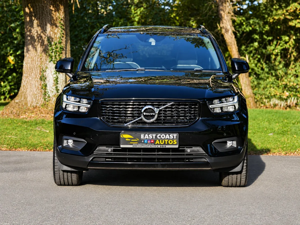 Volvo XC40 2021 - Image 2