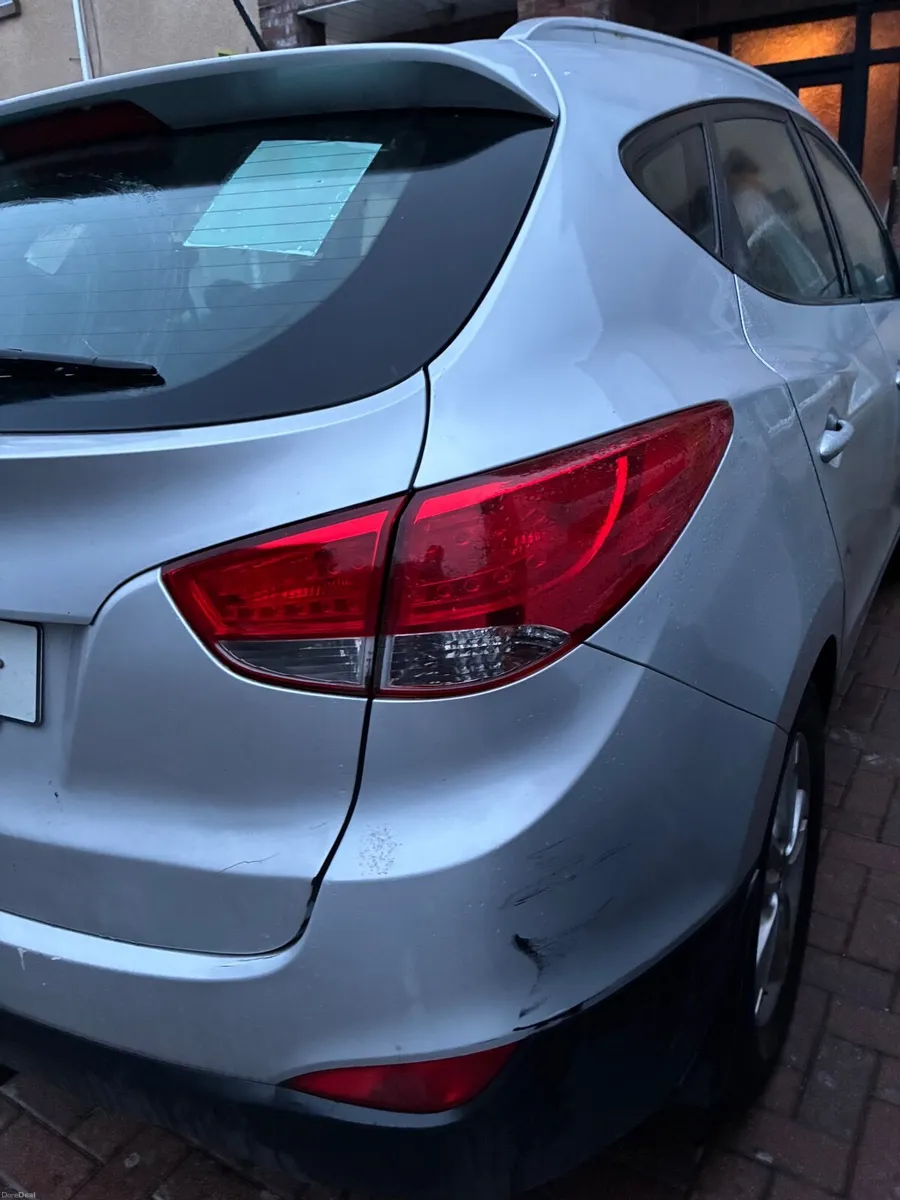 Hyundai ix35 2012 - Image 2