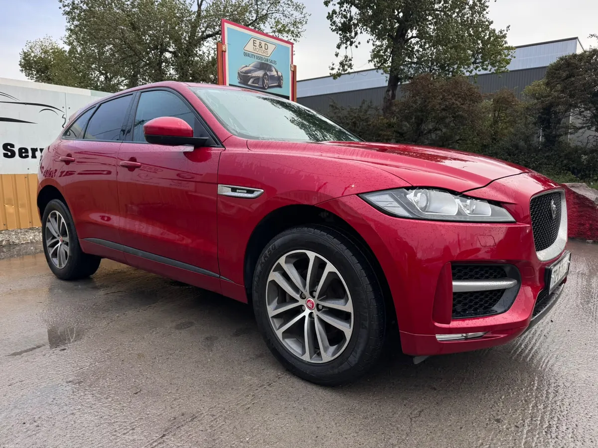 172 Jaguar F-Pace AWD 2.0 D 180PS R-Sport Auto - Image 1