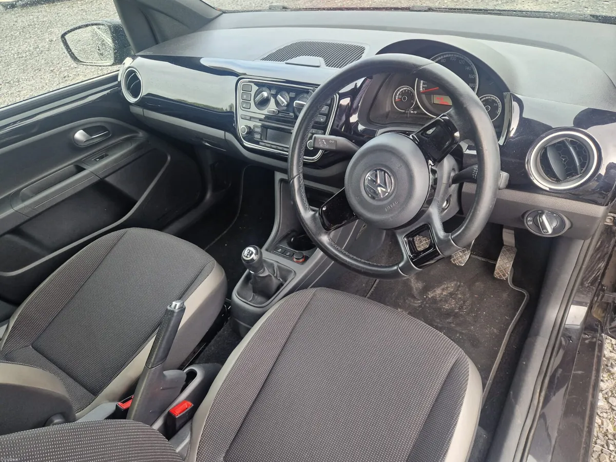 Volkswagen up! 2015 - Image 6
