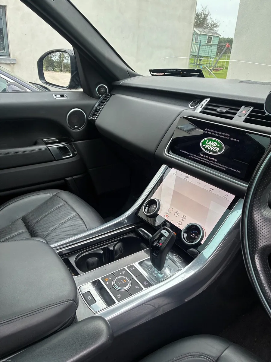 Range Rover Sport - Image 4