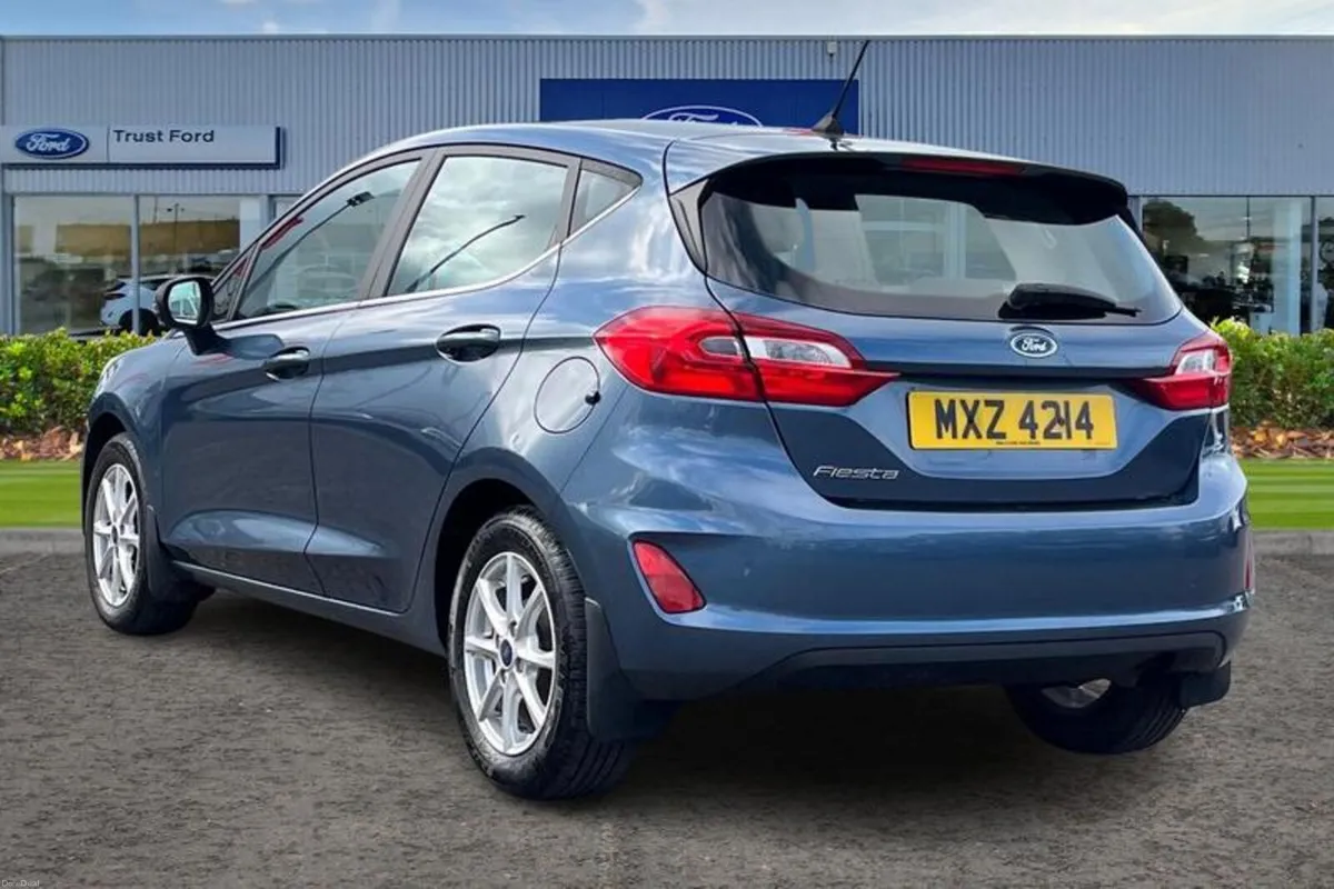 Ford Fiesta 1.1 Zetec 5dr - 12 MONTHS MOT, 2 KEYS, - Image 2
