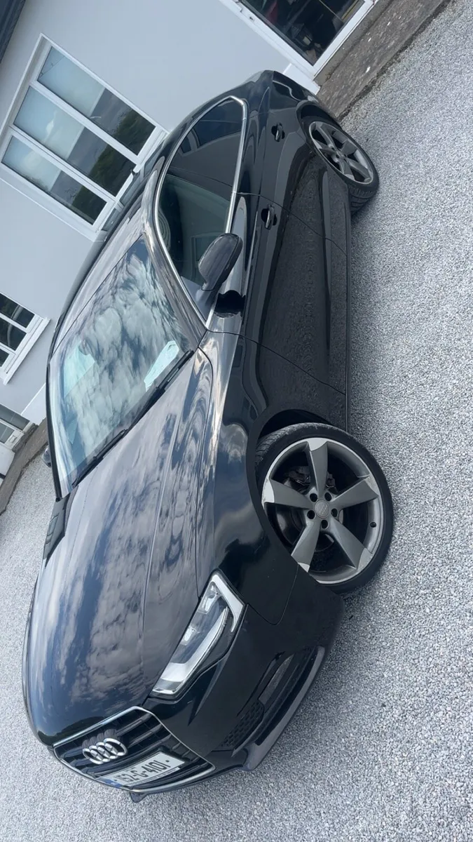 Audi A5 2.0 TDI SE TECHNIK SPORTBACK - Image 3