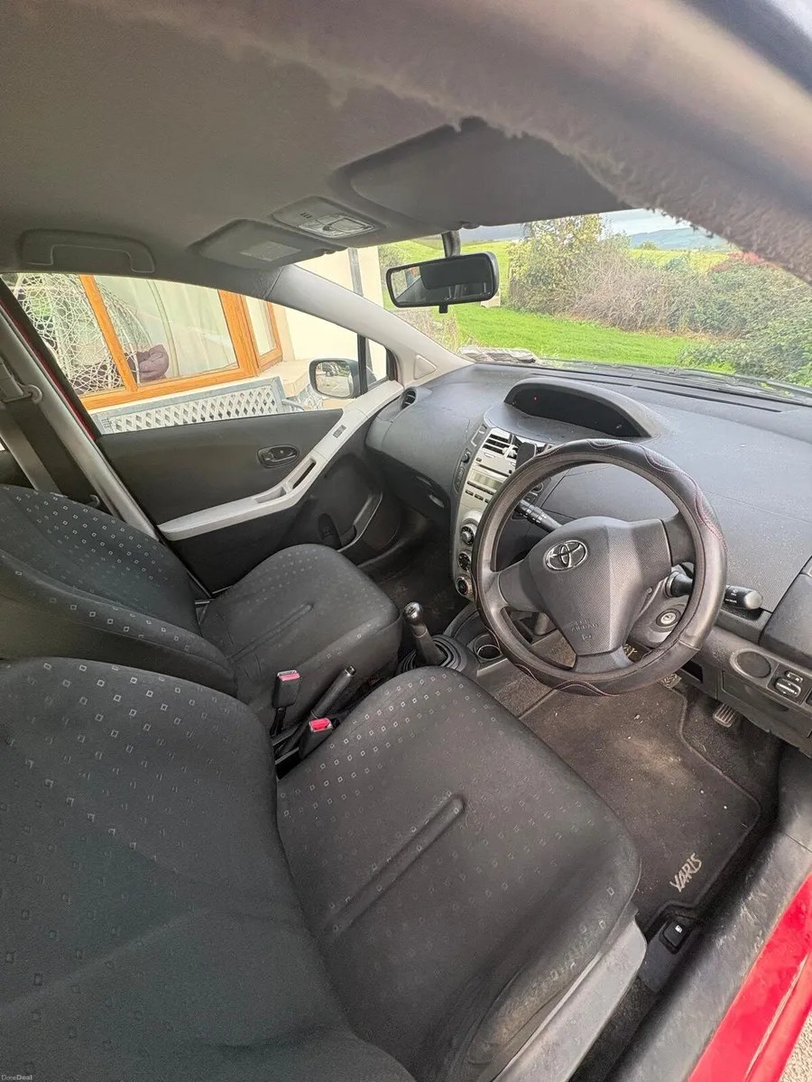 Car - Image 2