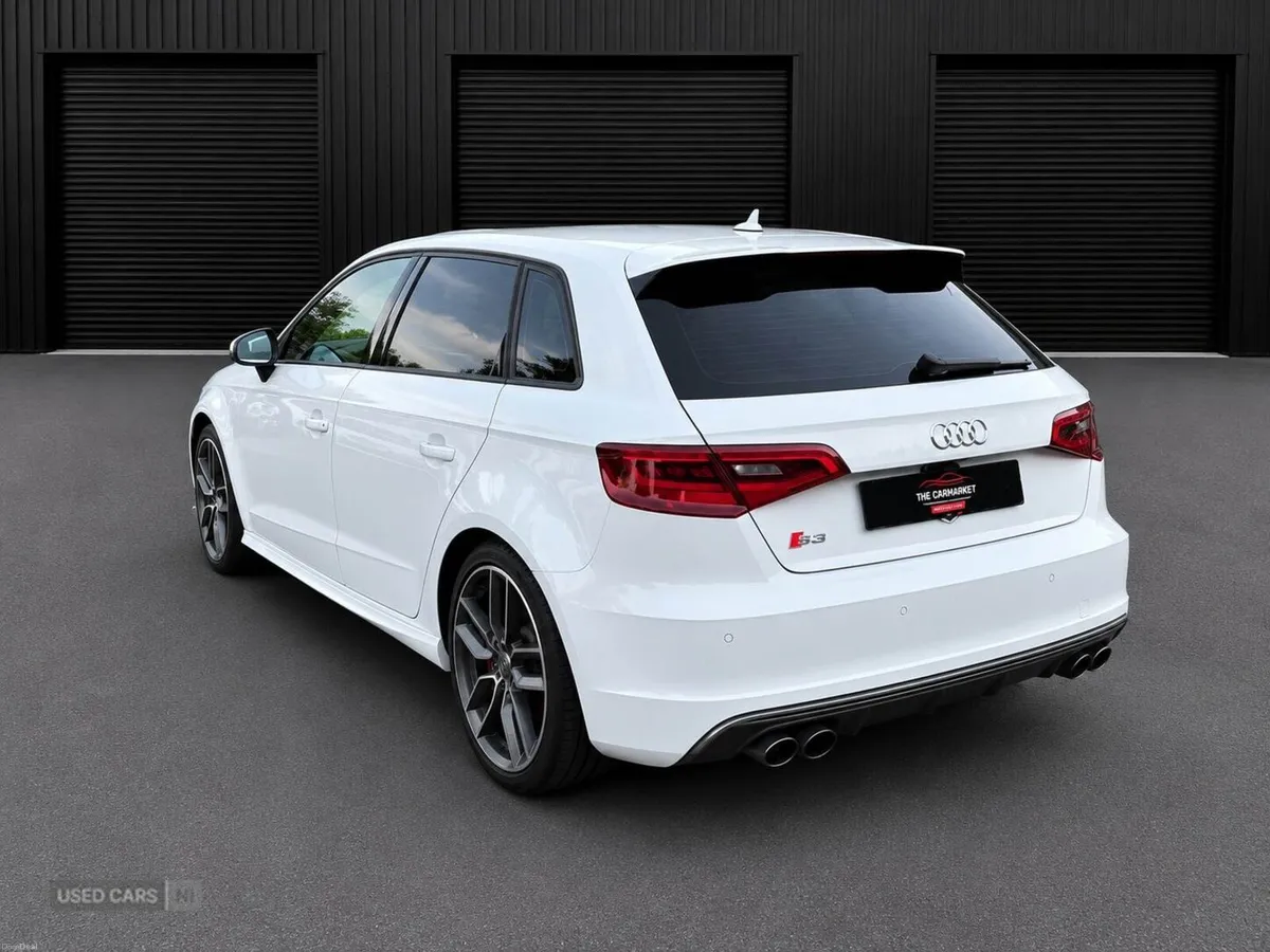 Audi S3 2.0 TFSI Sportback S Tronic quattro Euro 6 - Image 4