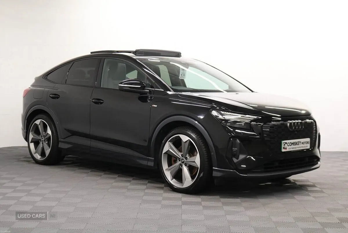 Audi Q4 e-tron Black Edition - Image 1
