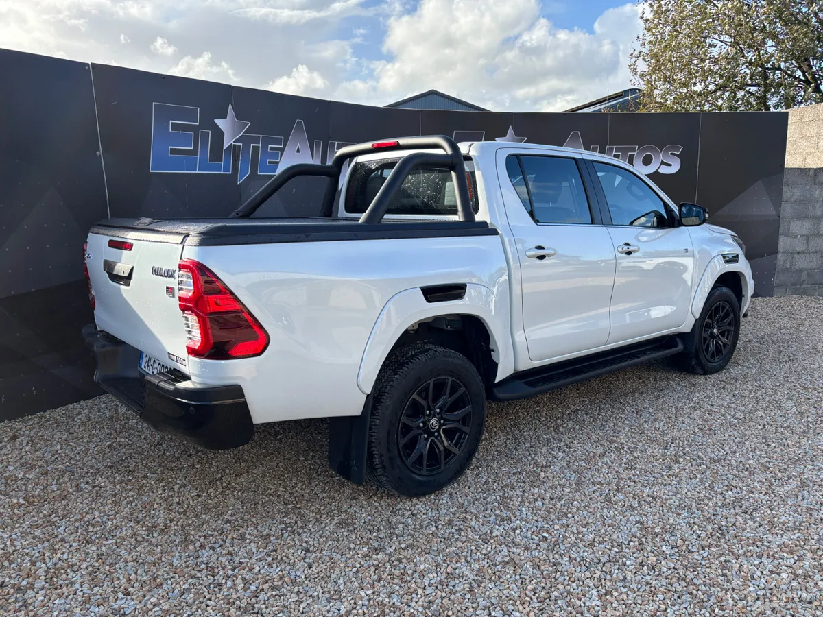 Toyota Hilux GR Sport 2.4 Auto 2024 - Image 5